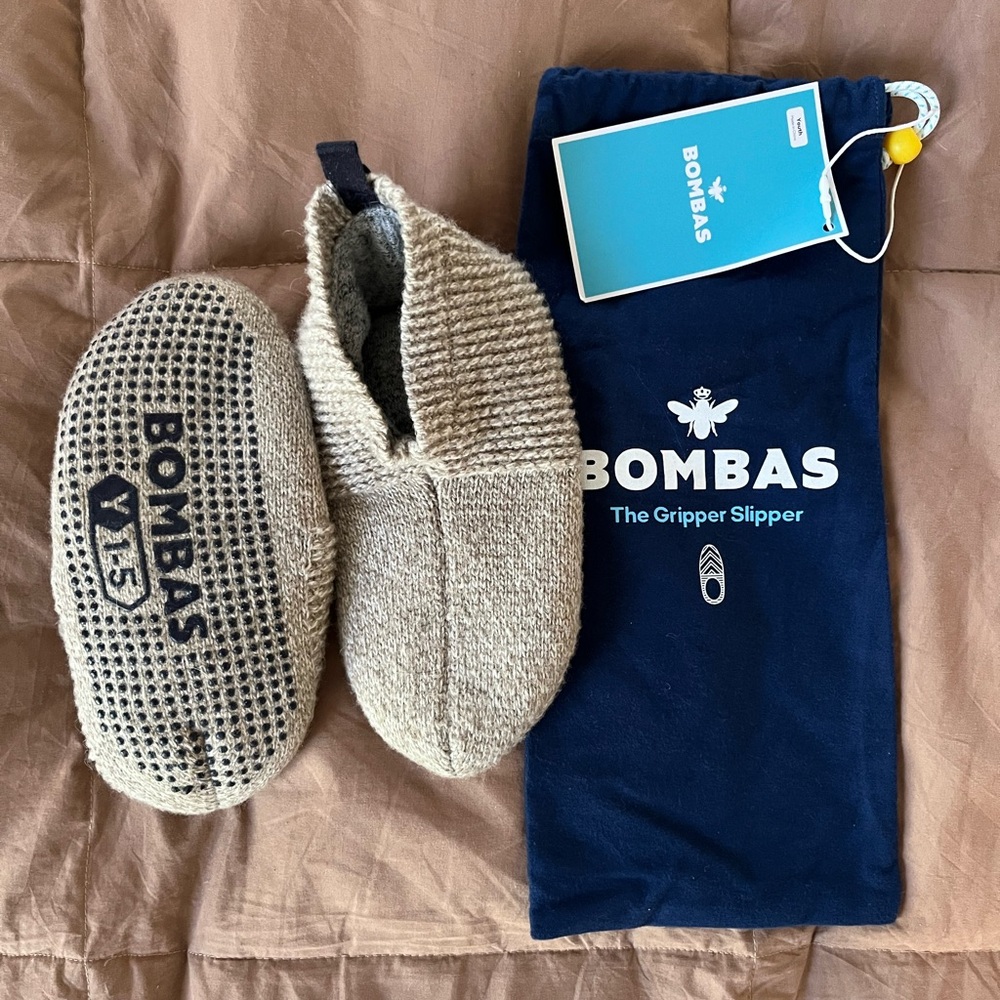 Bombas Youth Gripper Slippers (set of 2)